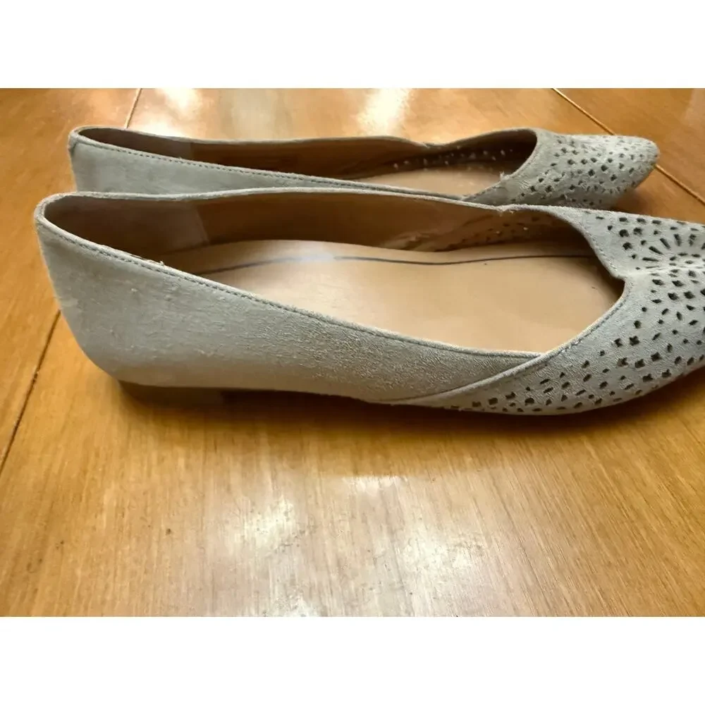 Vionic Carmela Pointed toe flat dark taupe suede laser cut orthotic support 7*